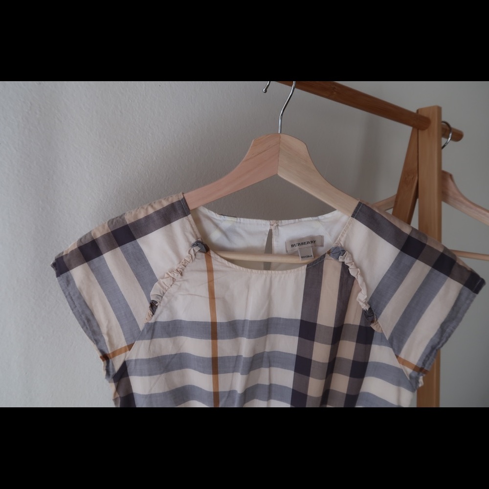 Burberry classic dress for girl